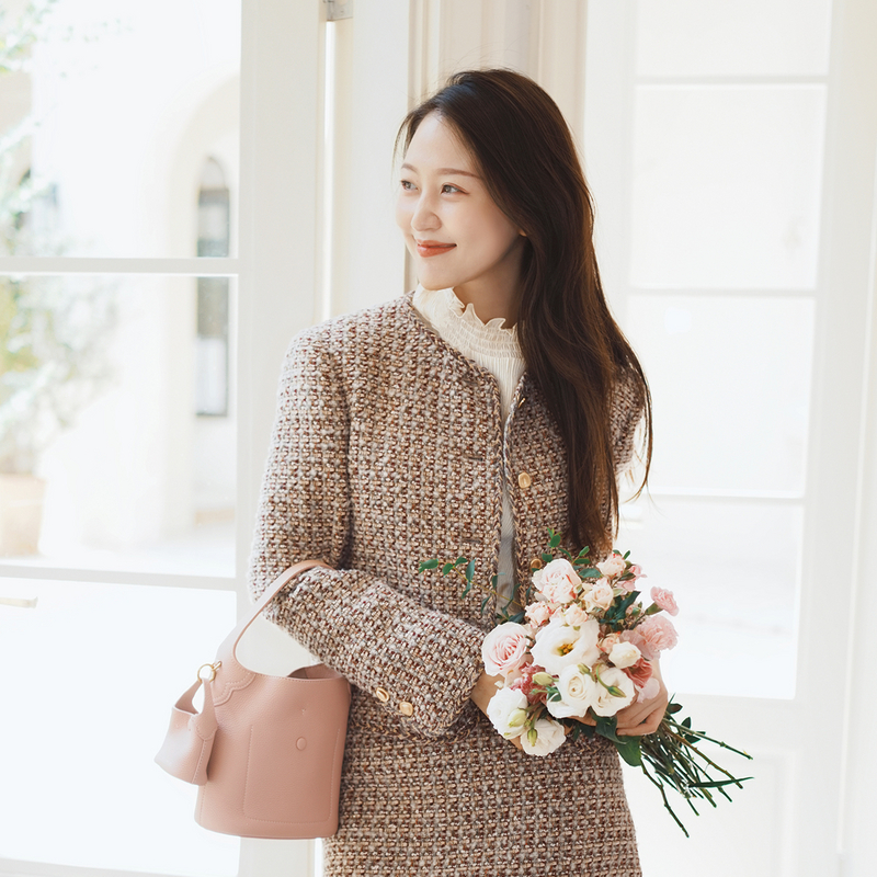 EP雅莹2025新款女装 含羊毛优雅气质金葱花呢小香风短外套1210A