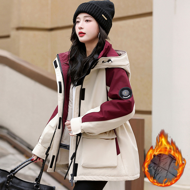 韩版独特超好看外套女2025新款秋冬撞色夹棉加厚连帽工装派克服潮