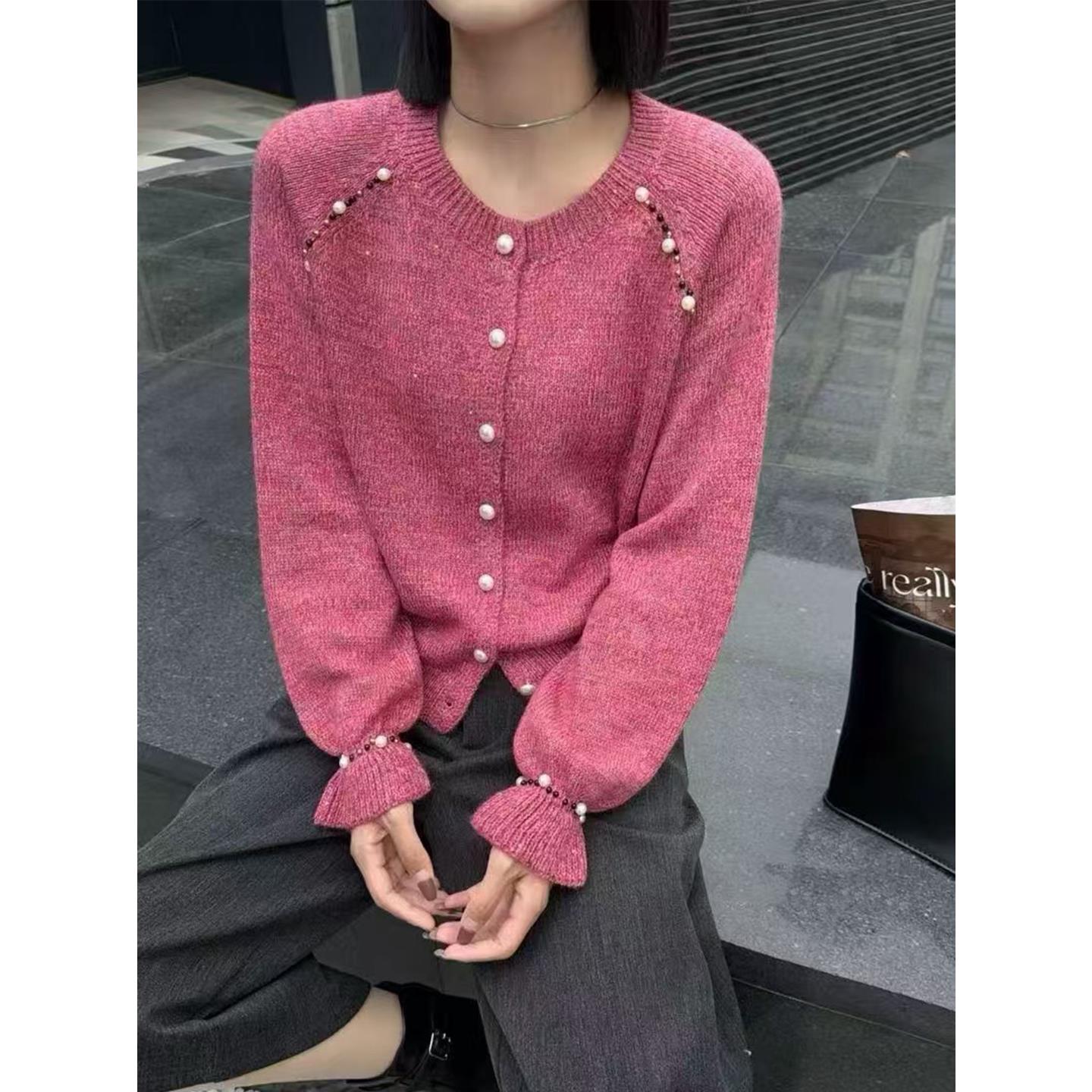 设计感荷叶袖钉珠毛衣外套女2025新款秋冬穿搭针织开衫高级感上衣