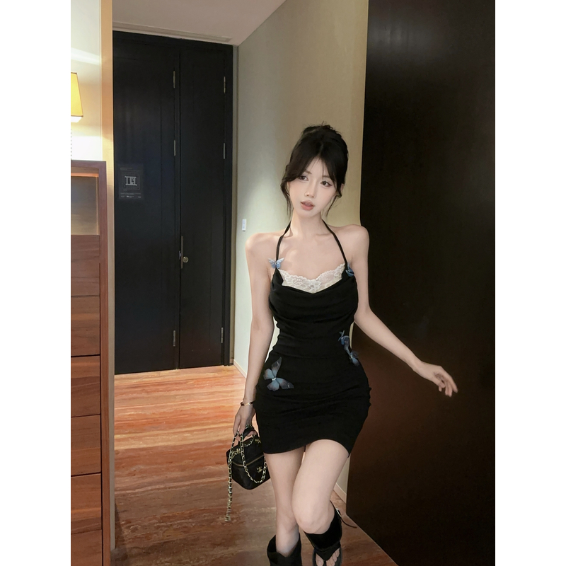纯欲别致立体蝴蝶蕾丝拼接荡领假两件挂脖吊带包臀显瘦连衣裙女夏