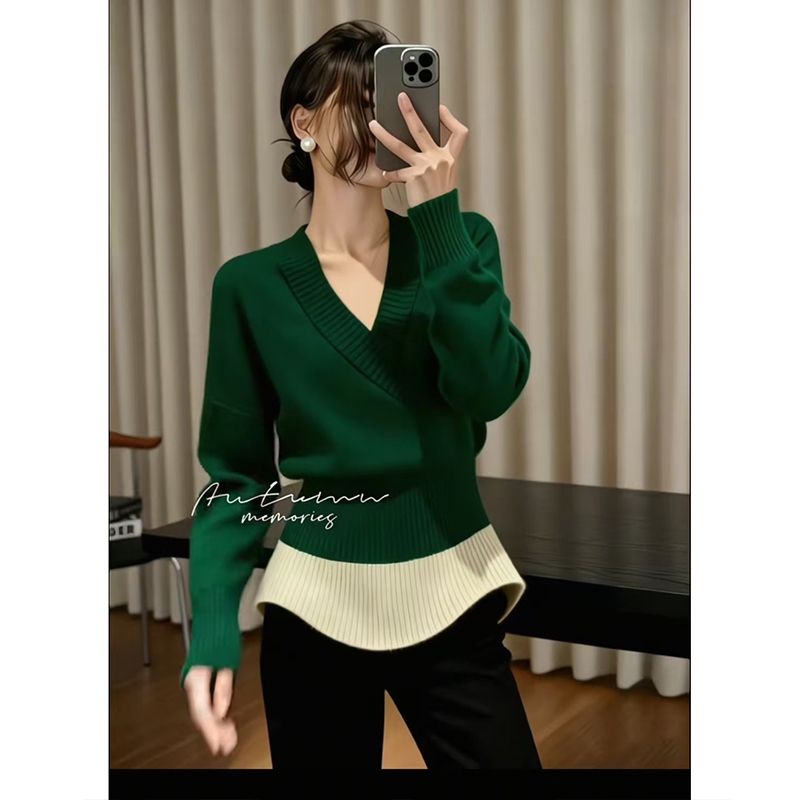 冬季洋气法式复古风撞色V领长袖针织衫女设计感收腰修身套头上衣