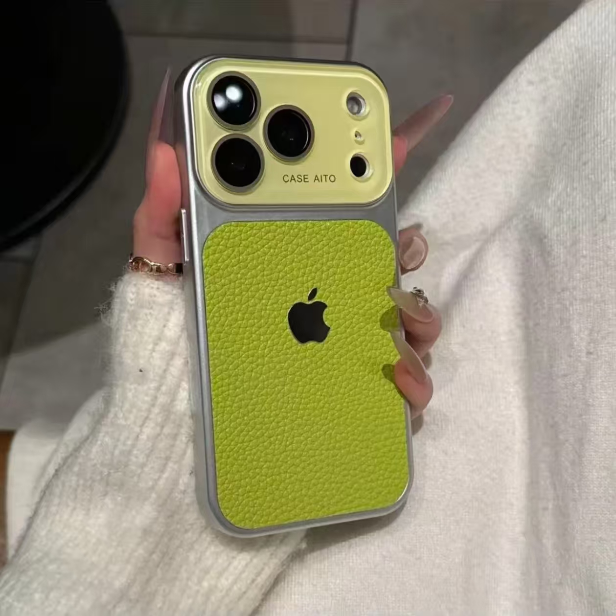秋冬复古高级皮纹适用苹果17promax手机壳iPhone16/15秒变14/13女