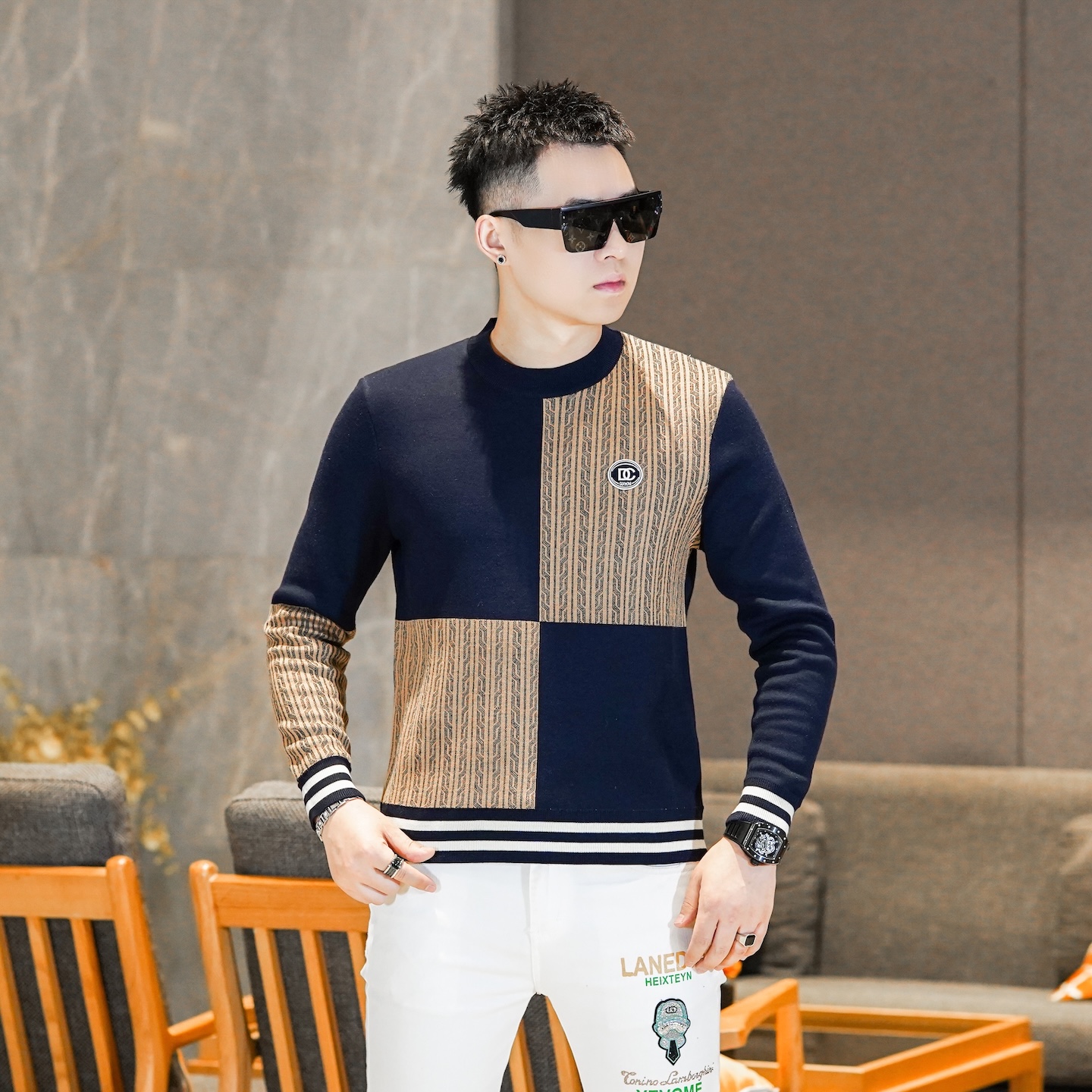 男士高级感肌理感几何撞色拼接设计圆领长袖混纺毛衣上衣GL58125