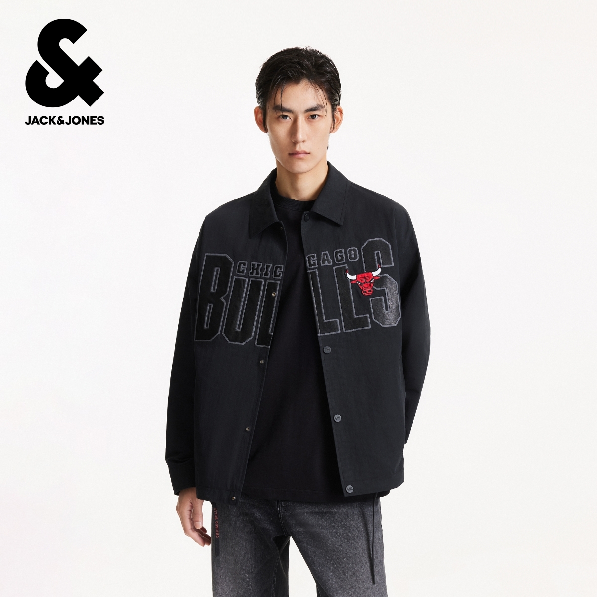 杰克琼斯NBA联名款秋季新款公牛队时尚休闲百搭宽松翻领夹克外套