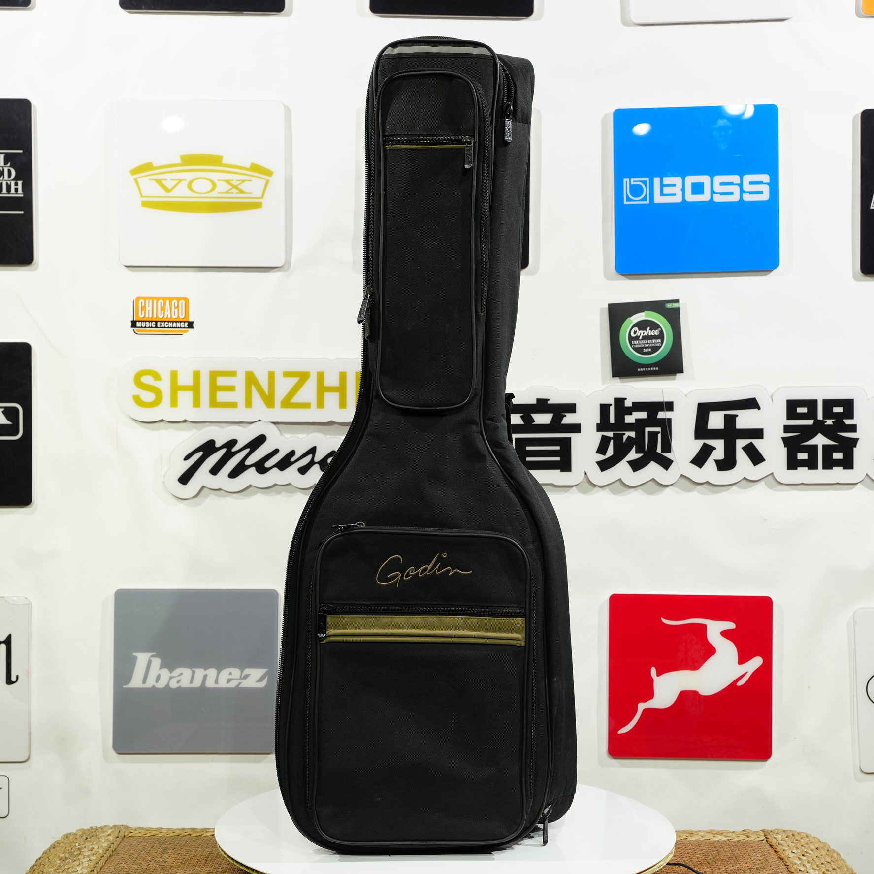 Godin 戈丁手提便携户外男女通用防尘旅行黑色内饰电吉他包盒箱