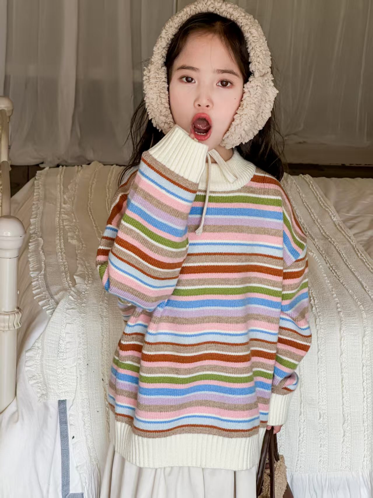 彩色条纹厚款常规款加绒加厚款毛衣针织衫女童秋季洋气秋冬