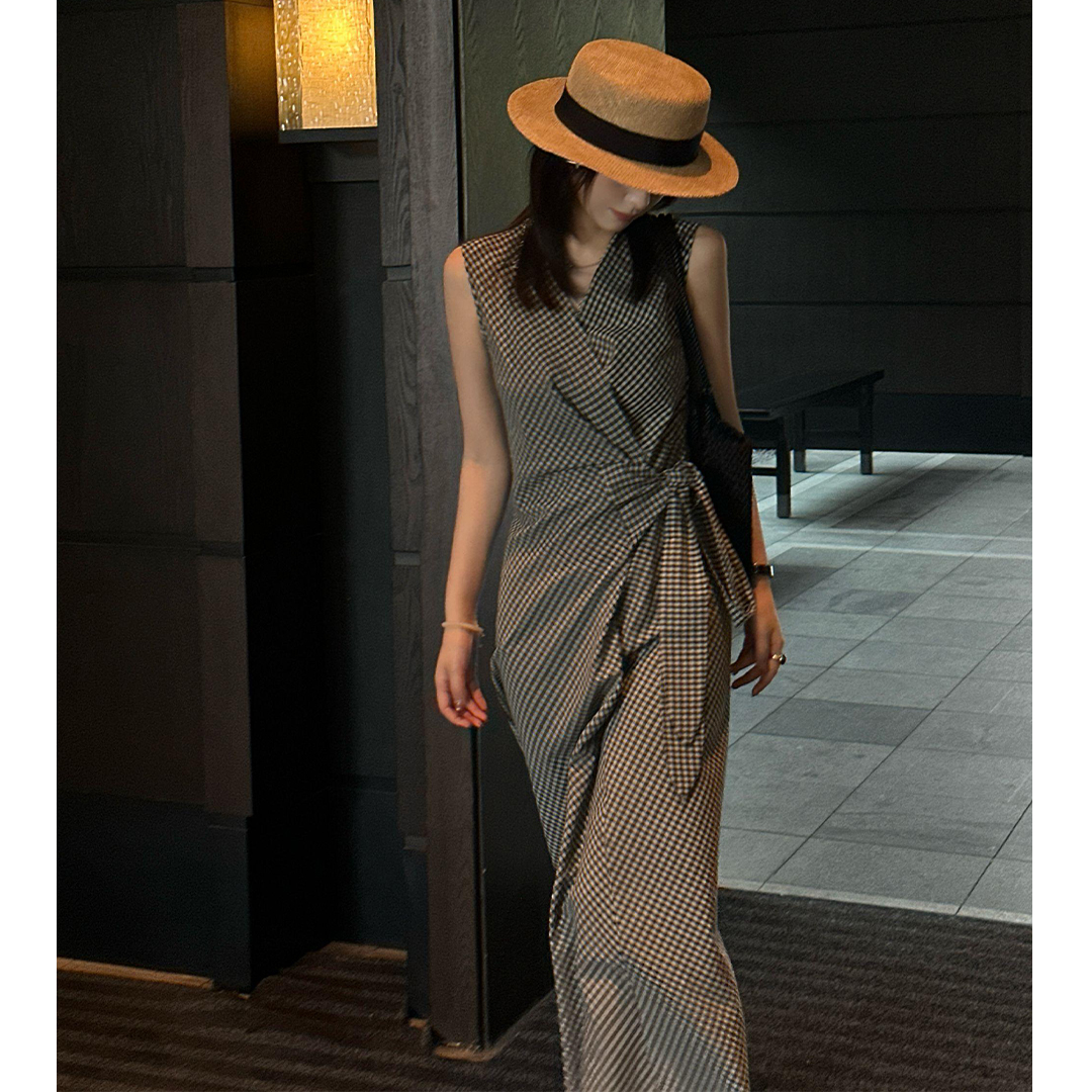 法式格子收腰绑带无袖连衣裙女2025夏季新款气质宽松显瘦背心长裙