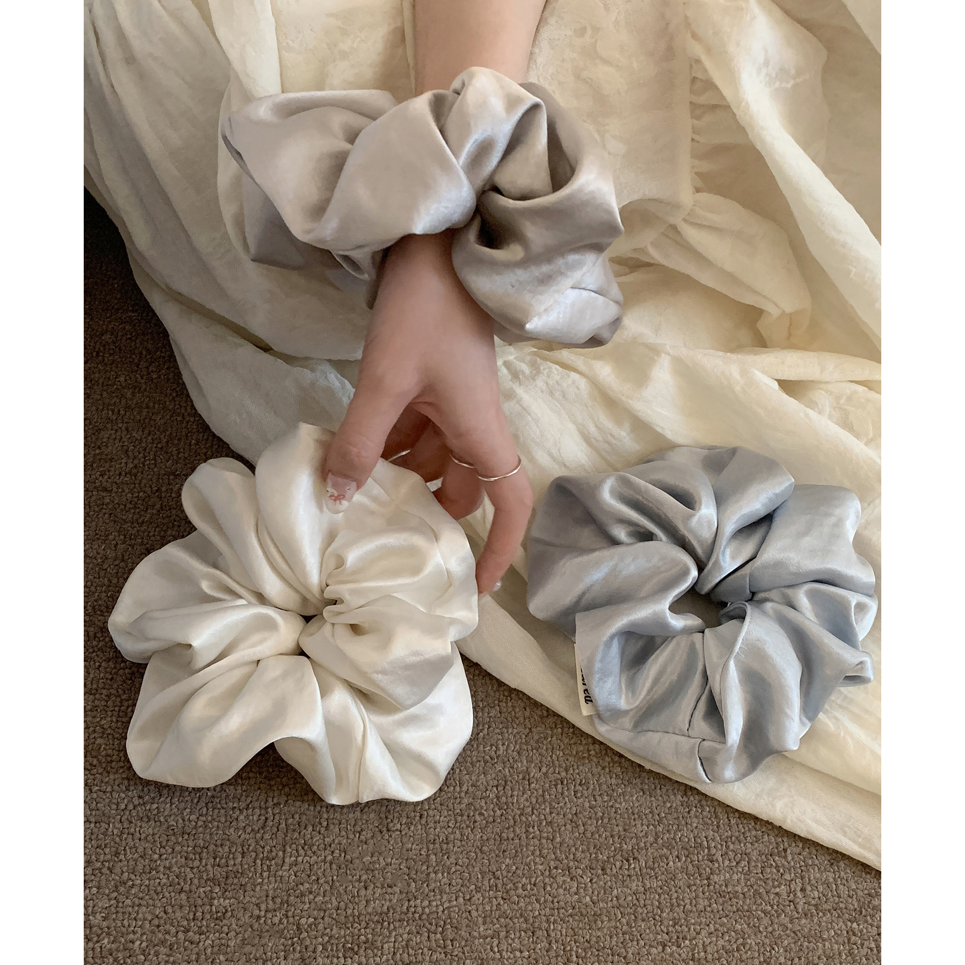 缎面光泽感大号发圈女低马尾皮筋法式简约高级大肠圈超仙百搭发饰