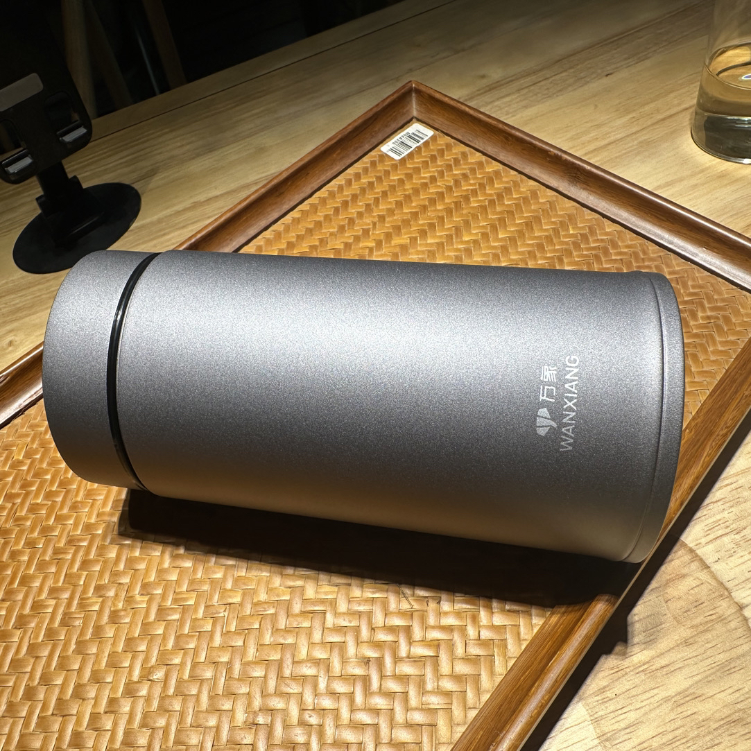 万象不锈钢保温杯便携式户外小巧水杯