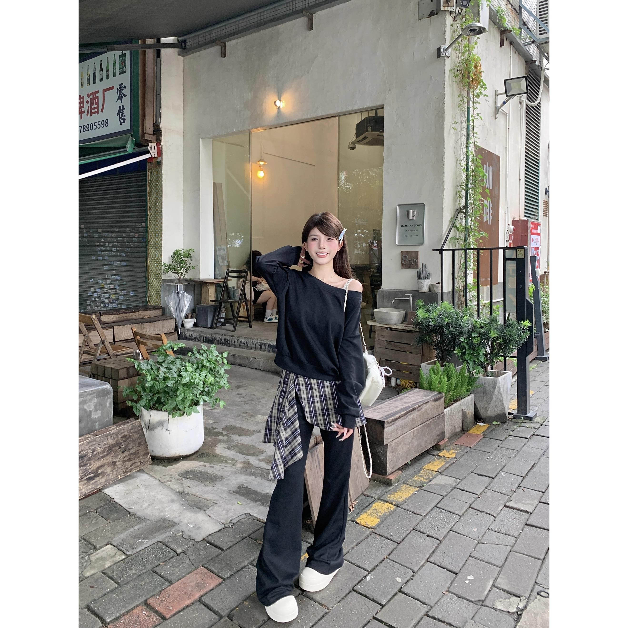 气质斜肩长袖短款卫衣女甜酷辣妹套装秋季屁帘微喇裤休闲裤两件套