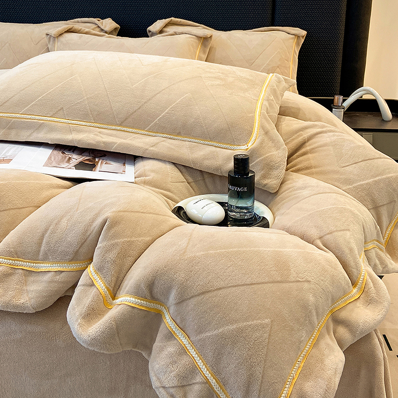 冬季A类婴儿绒高级感牛奶绒四件套加厚保暖珊瑚绒法兰绒裸睡床品