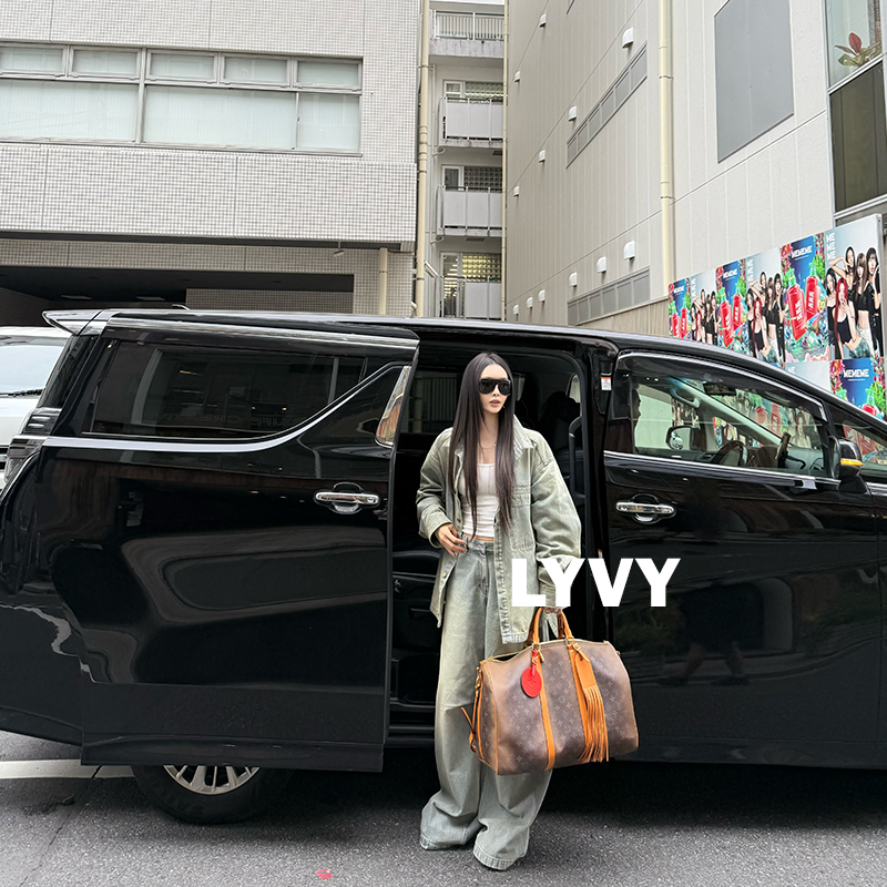 【LYVY2店-做旧牛仔外套】袁伶嫣同款做旧洗水复古上衣牛仔阔版外套
