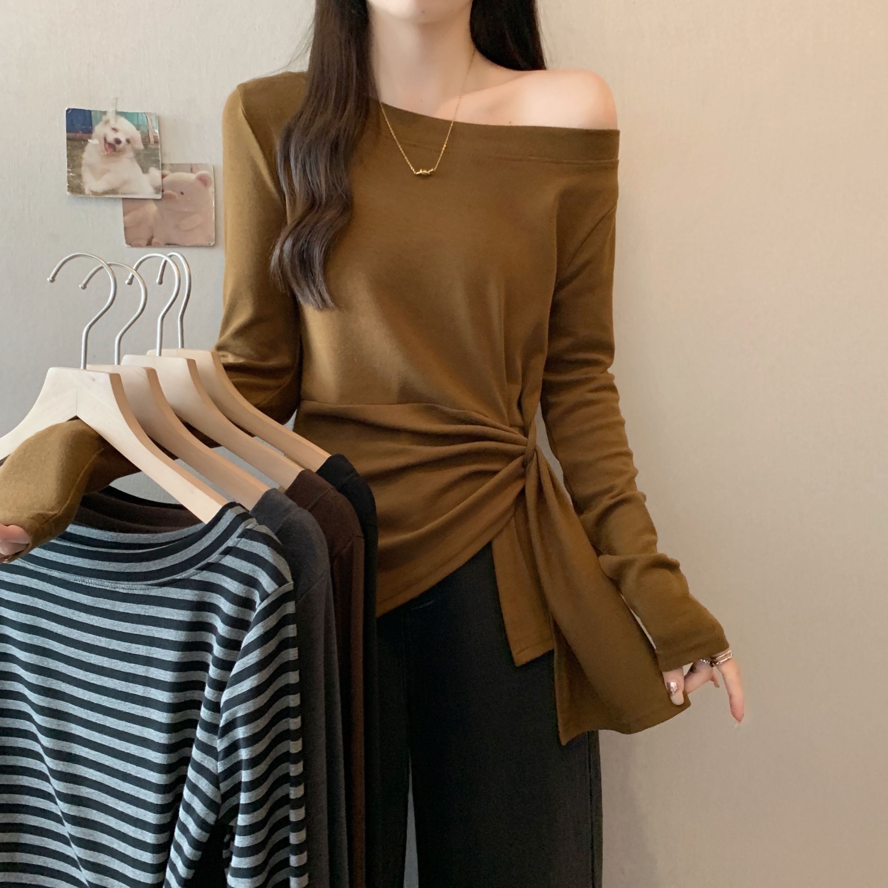 大码微胖条纹长袖T恤女秋季2025新款不规则开叉胖MM显瘦斜肩上衣
