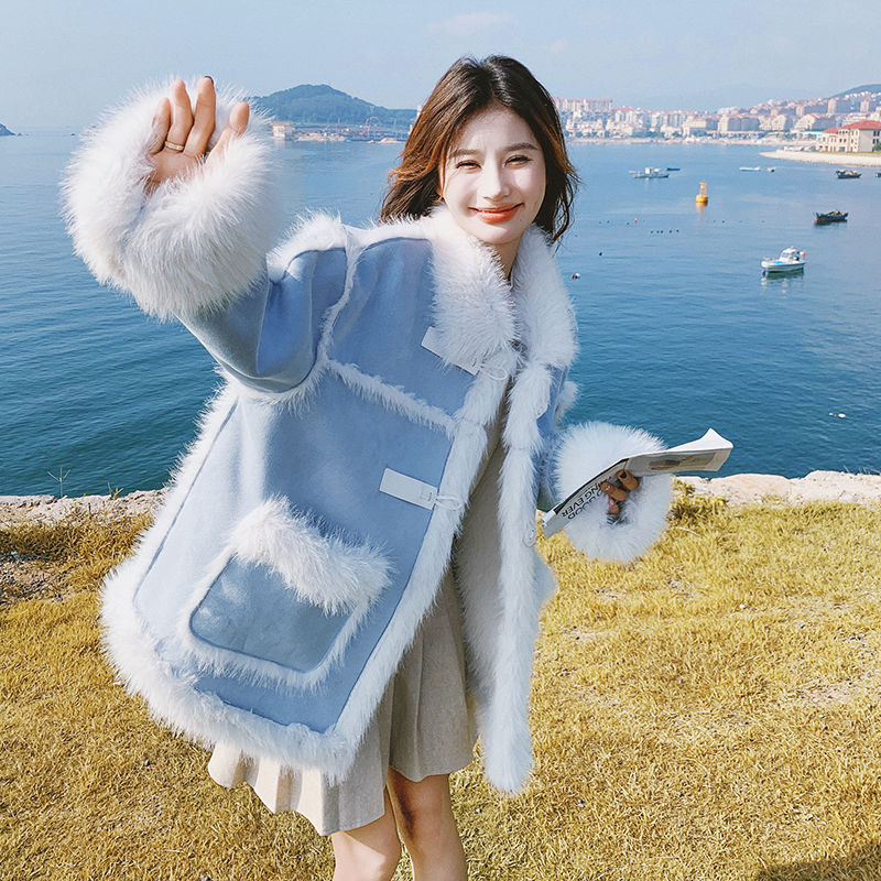 蓝色皮毛一体羊羔毛厚外套女冬季小个子甜美减龄高级感麂皮绒棉服
