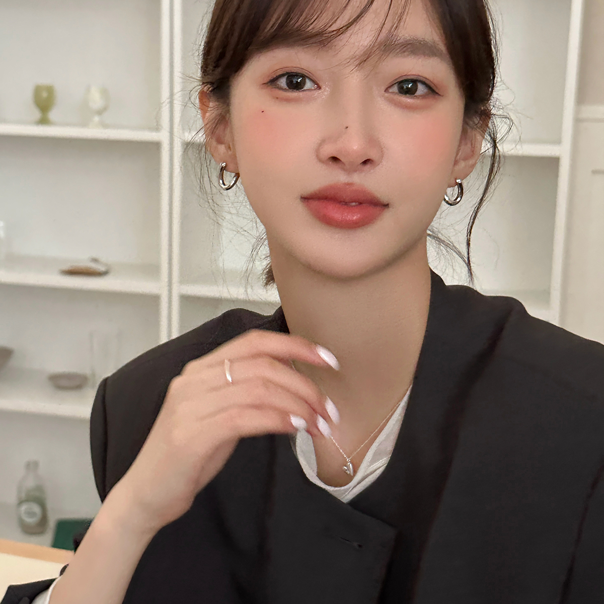 合金耳饰  小众设计感高级耳扣冷淡风扭曲素圈耳环女2025新款爆款