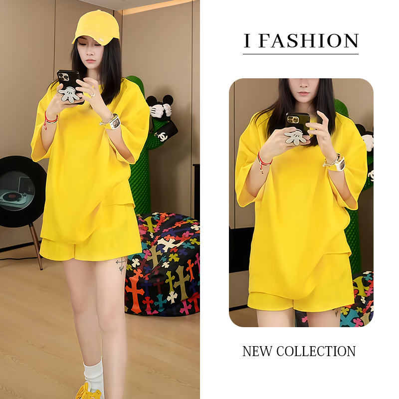 慵懒风时尚气质套装女2025年夏季新款洋气百搭短袖阔腿短裤两件套