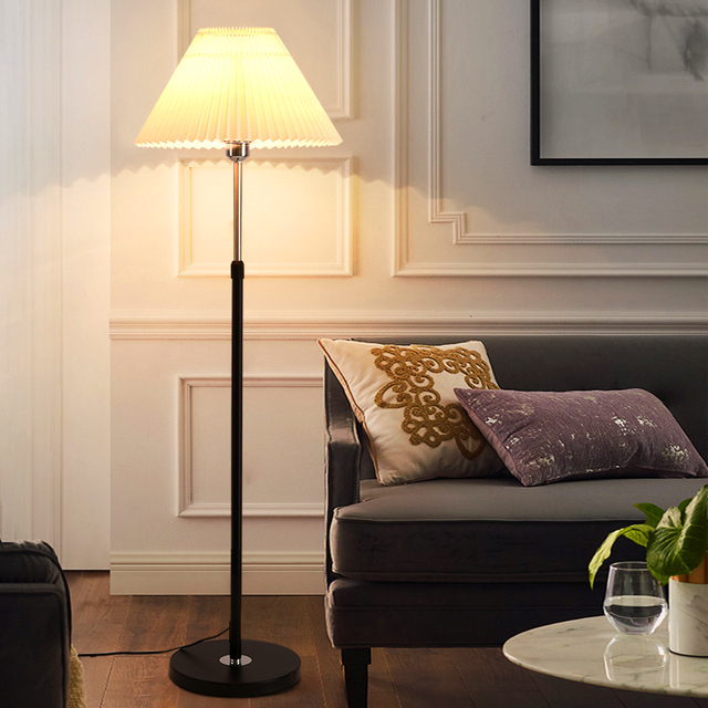 北欧创意客厅卧室网红轻奢简约书房床头沙发温馨氛围百褶落地台灯