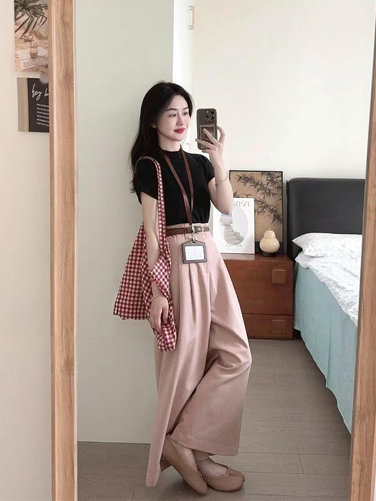 夏日ootd穿搭一整套2025黑色百搭短袖上衣高腰阔腿裤休闲两件套女