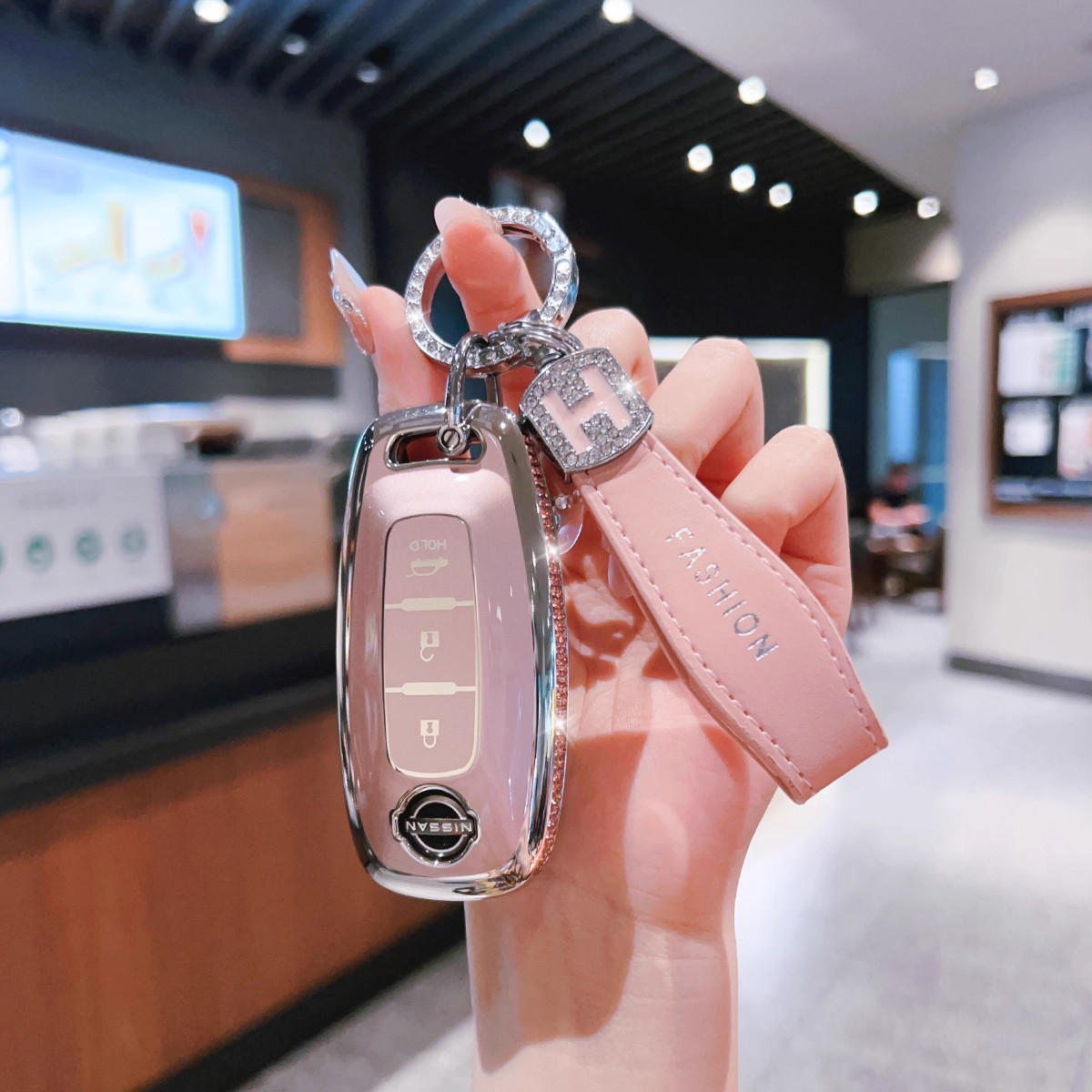 适用于日产天籁钥匙套轩逸14代2025款悦享版探陆奇骏荣耀汽车壳扣