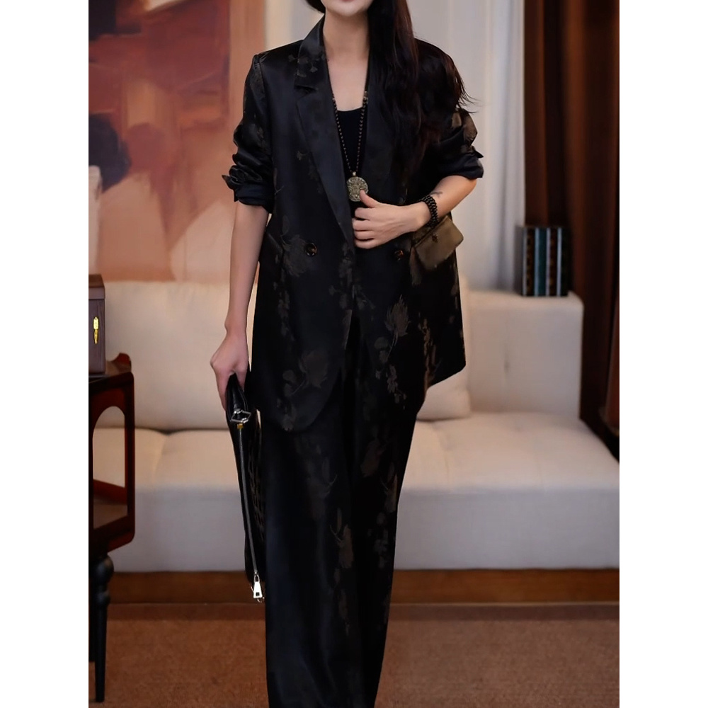 高级感轻奢洋气裤套装2025秋季新款通勤百搭西装领显瘦外套+裤子