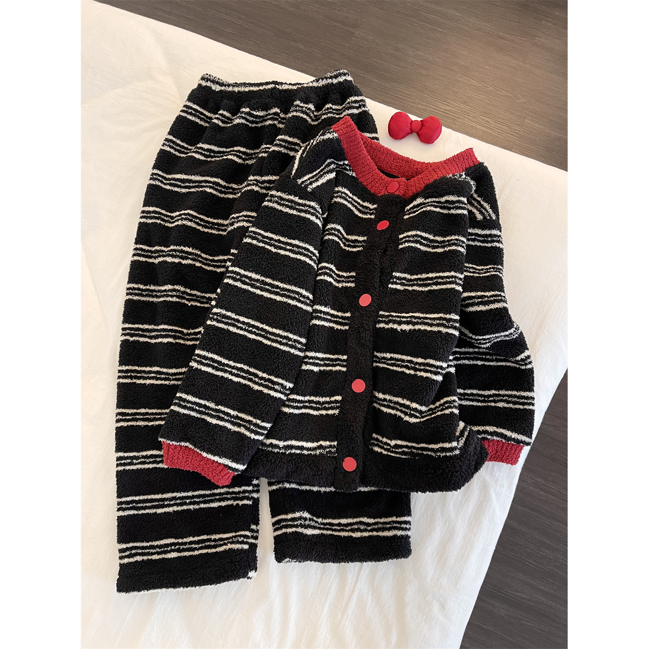 韩系复古条纹撞色设计感针织半边绒睡衣女秋冬新款保暖家居服套装