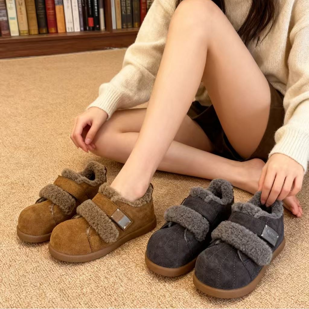 时尚休闲鞋休闲舒适保暖防滑魔术贴秋冬懒人鞋卡皮帕拉D-011