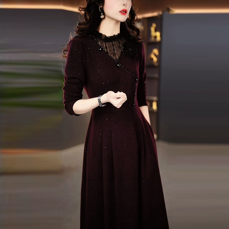 轻奢高贵优雅气质显瘦加绒连衣裙2025冬季新款女装宴会洋气礼服裙