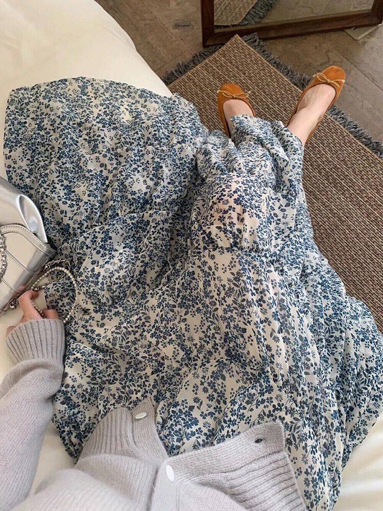 法式度假风碎花裙半身裙女秋季2025新款雪纺碎花高腰遮胯a字长裙