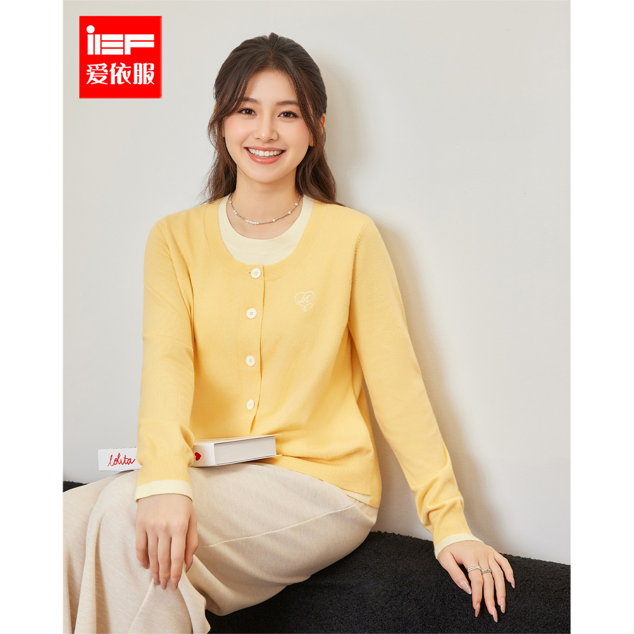 IEF/爱依服【微胖】大码女装2025秋季新款韩版通勤百搭毛织上衣