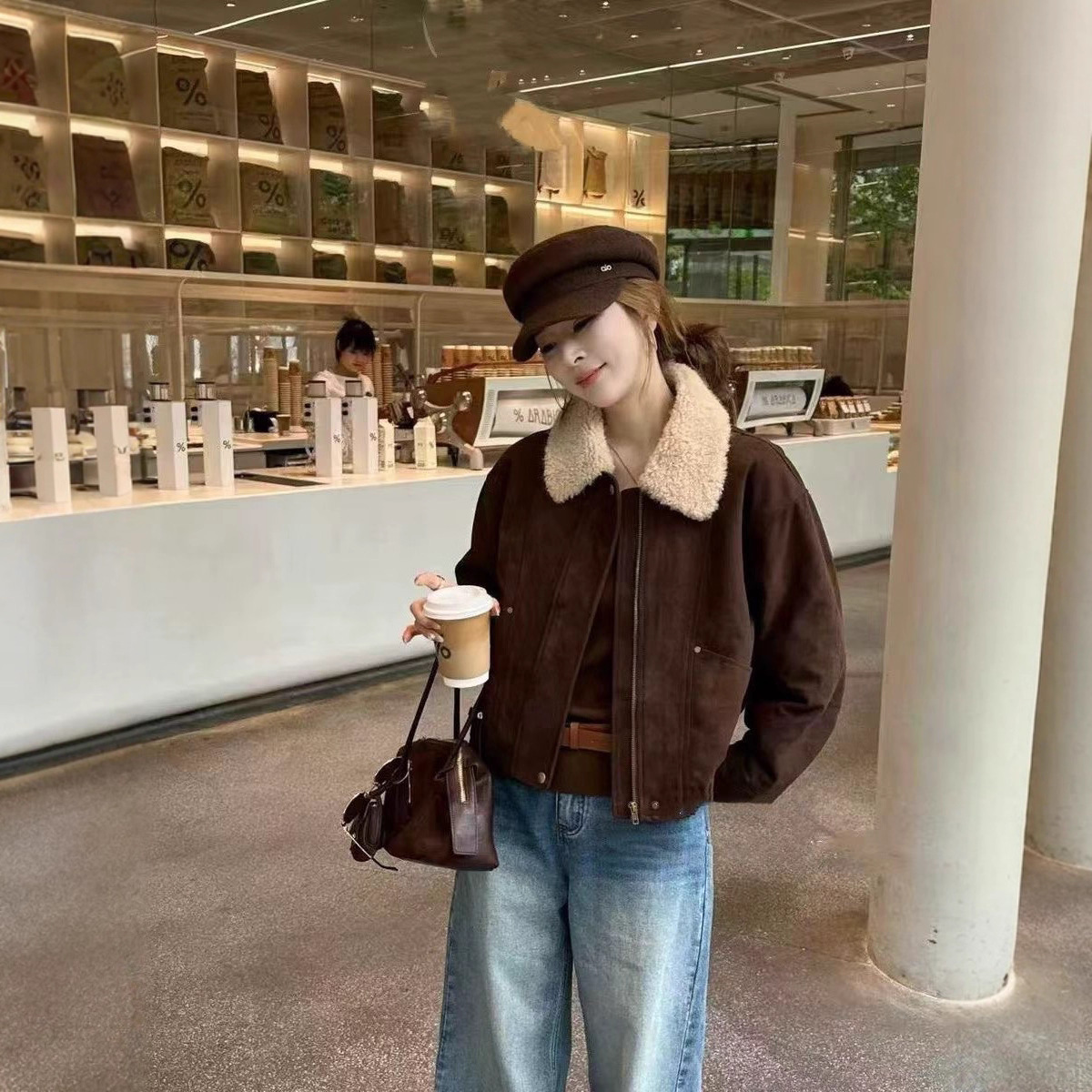 时尚加绒加厚韩版洋气网红百搭冬季短款皮毛一体翻领拼接毛领短外