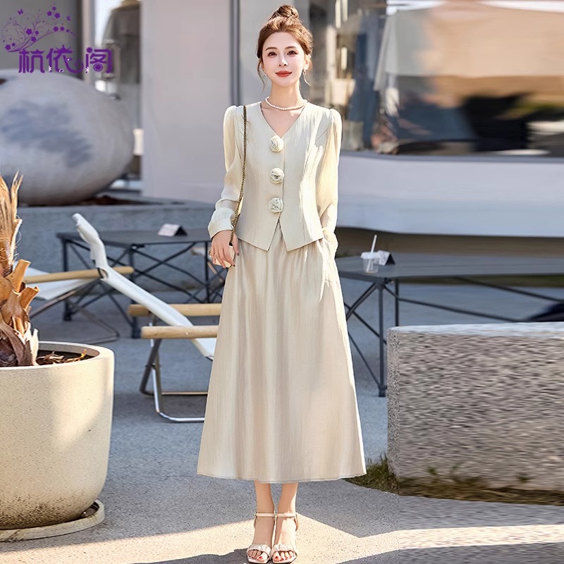 两件套连衣裙女装2026新款春夏高级感气质名媛洋气减龄漂亮套装裙