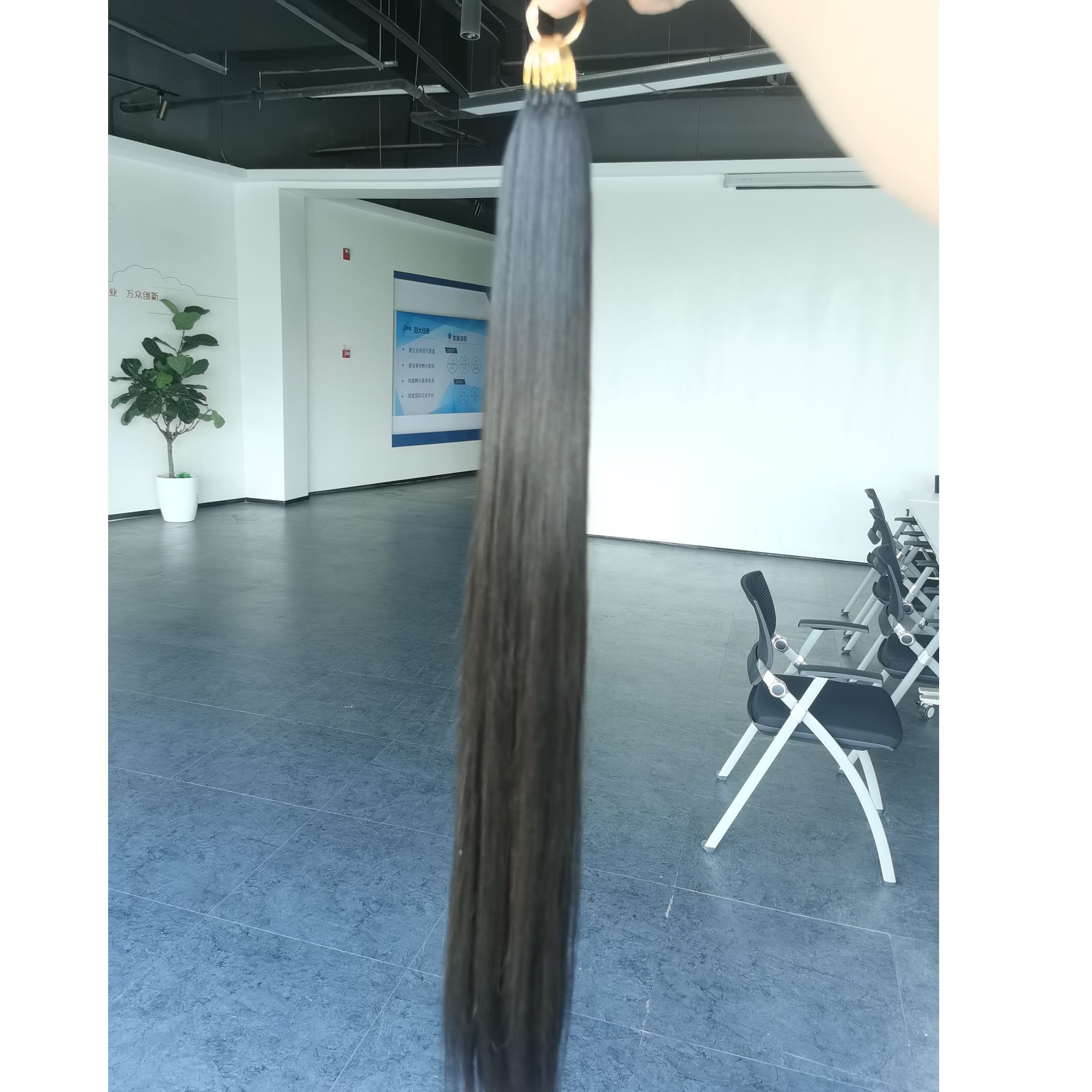 越南抽芯三代羽毛，发尾和发头上下一样厚，100%真人发丝隐形小接口