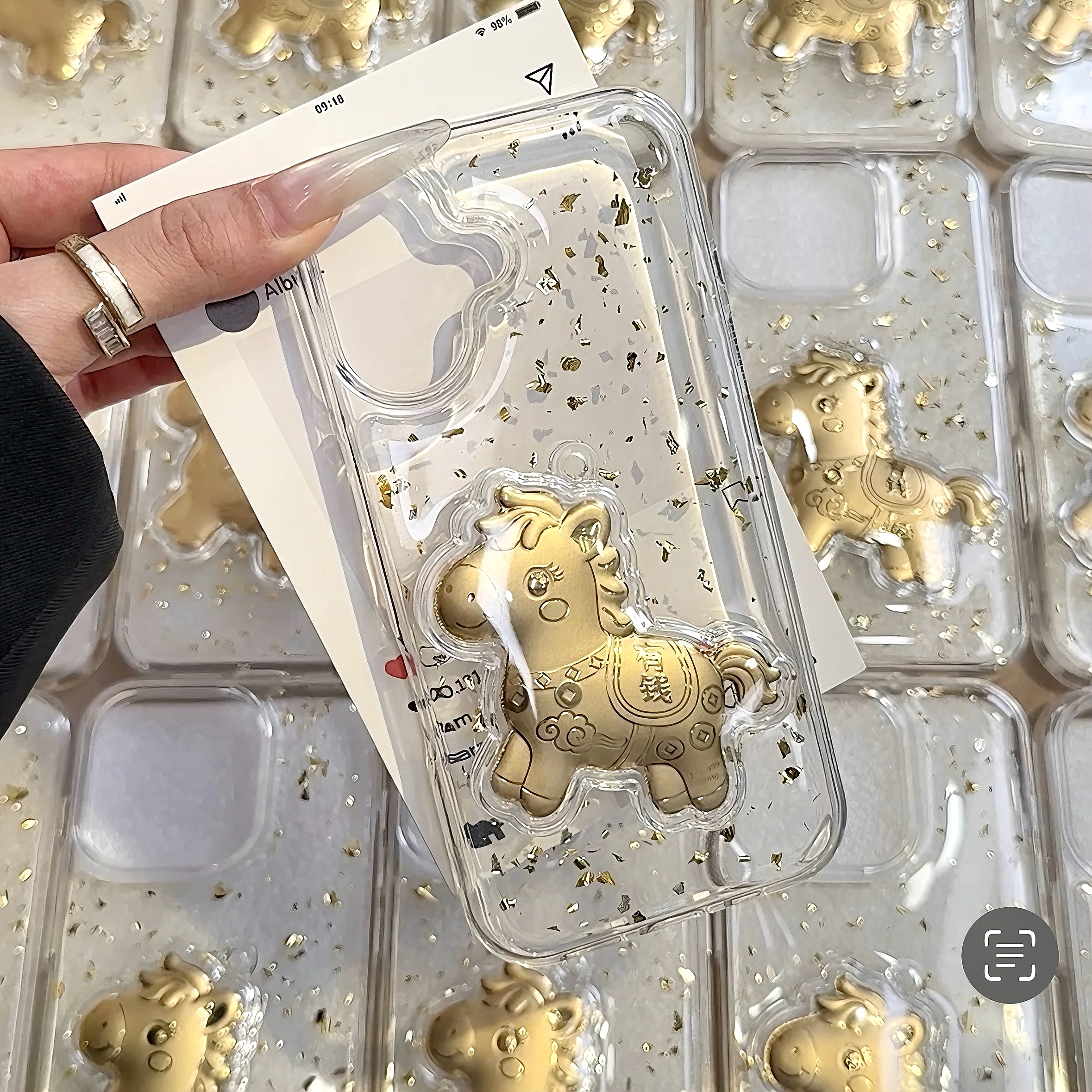 雅天立金色小马立体滴胶适用苹果17/16promax手机壳iPhone15透明