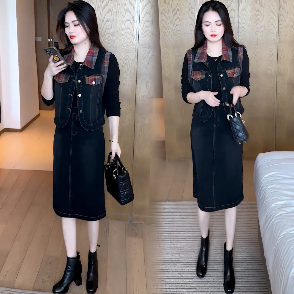 时尚套装裙女2025秋季新款洋气显瘦红格拼接牛仔马甲连衣裙两件套