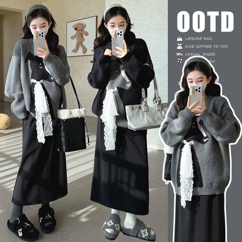 孕妇装秋冬时尚新款蕾丝卡通套头卫衣宽松大码显瘦托腹半身裙套装