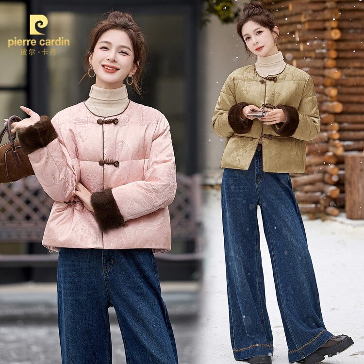 皮尔卡丹秋冬女士小众保暖外套白鸭绒时尚短款宽松民族风设计感网