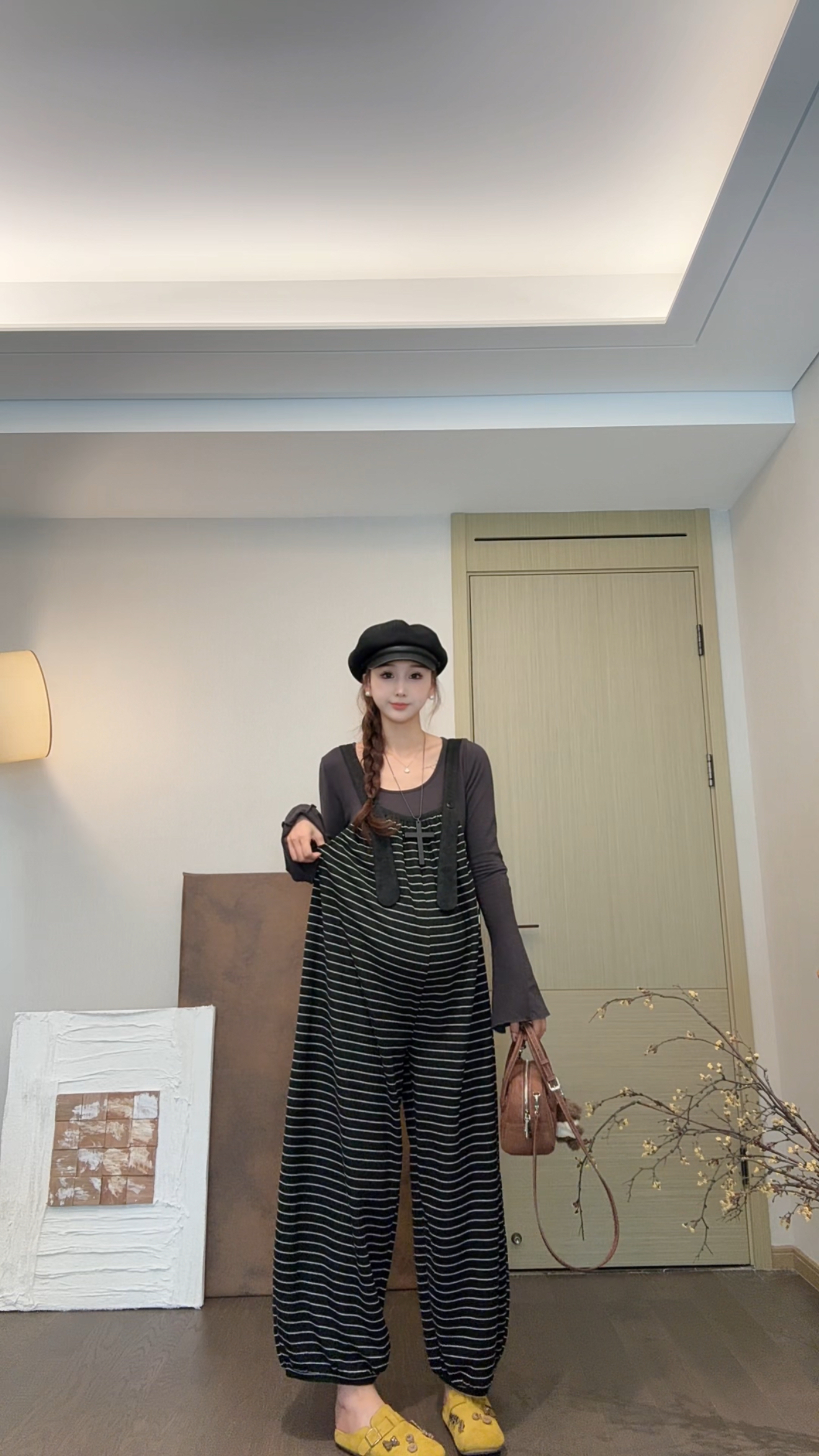 时尚孕妇高品质条纹休闲背带裤春秋季宽松慵懒阔腿设计感两件套