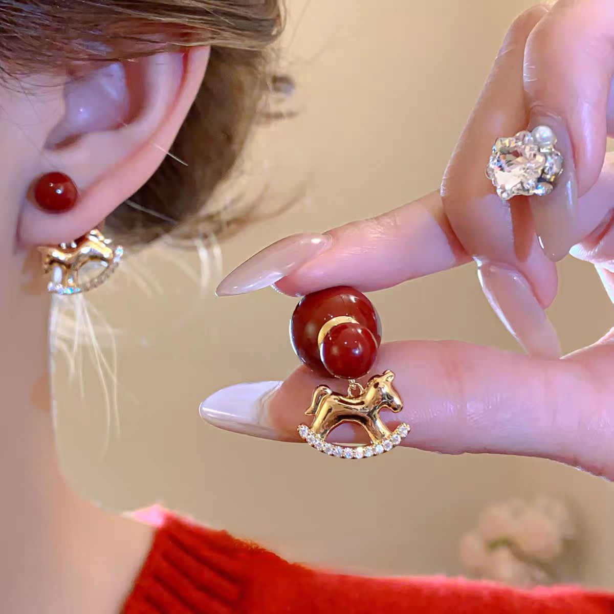 2026马年本命年耳环时尚气质轻奢高级感耳钉红色巨好看耳饰女款
