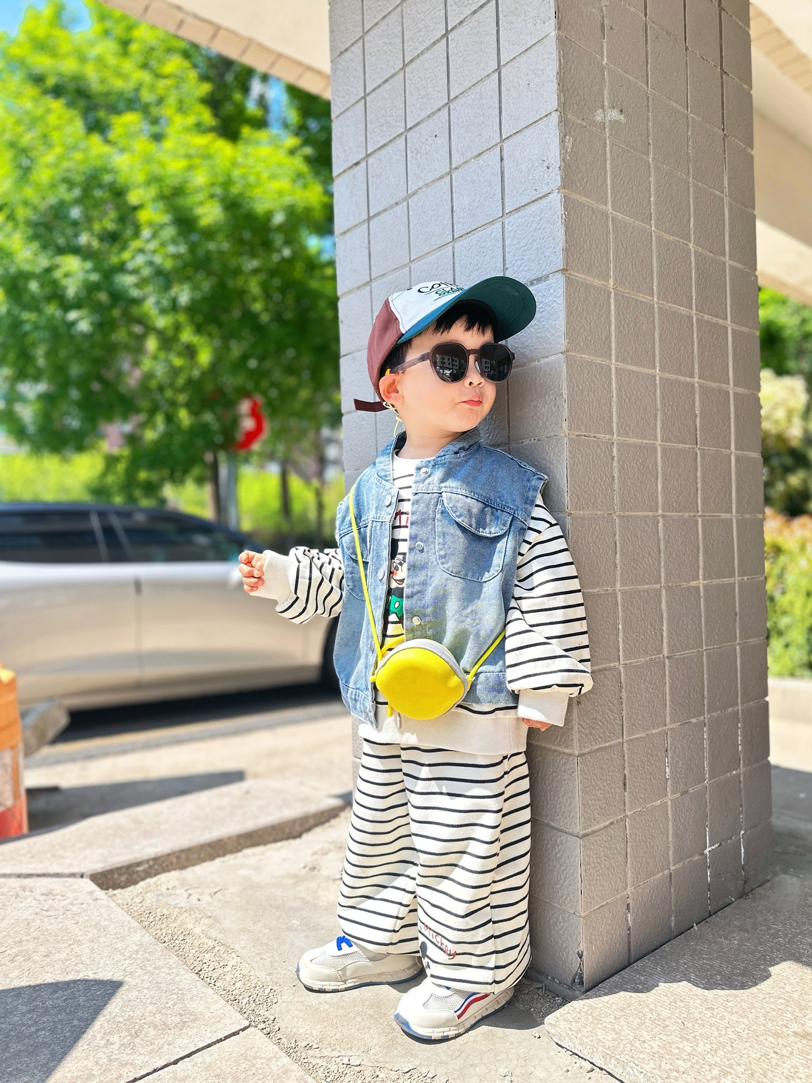 男童牛仔马甲儿童牛仔马甲春秋上衣马甲外穿单排扣立领牛仔坎肩