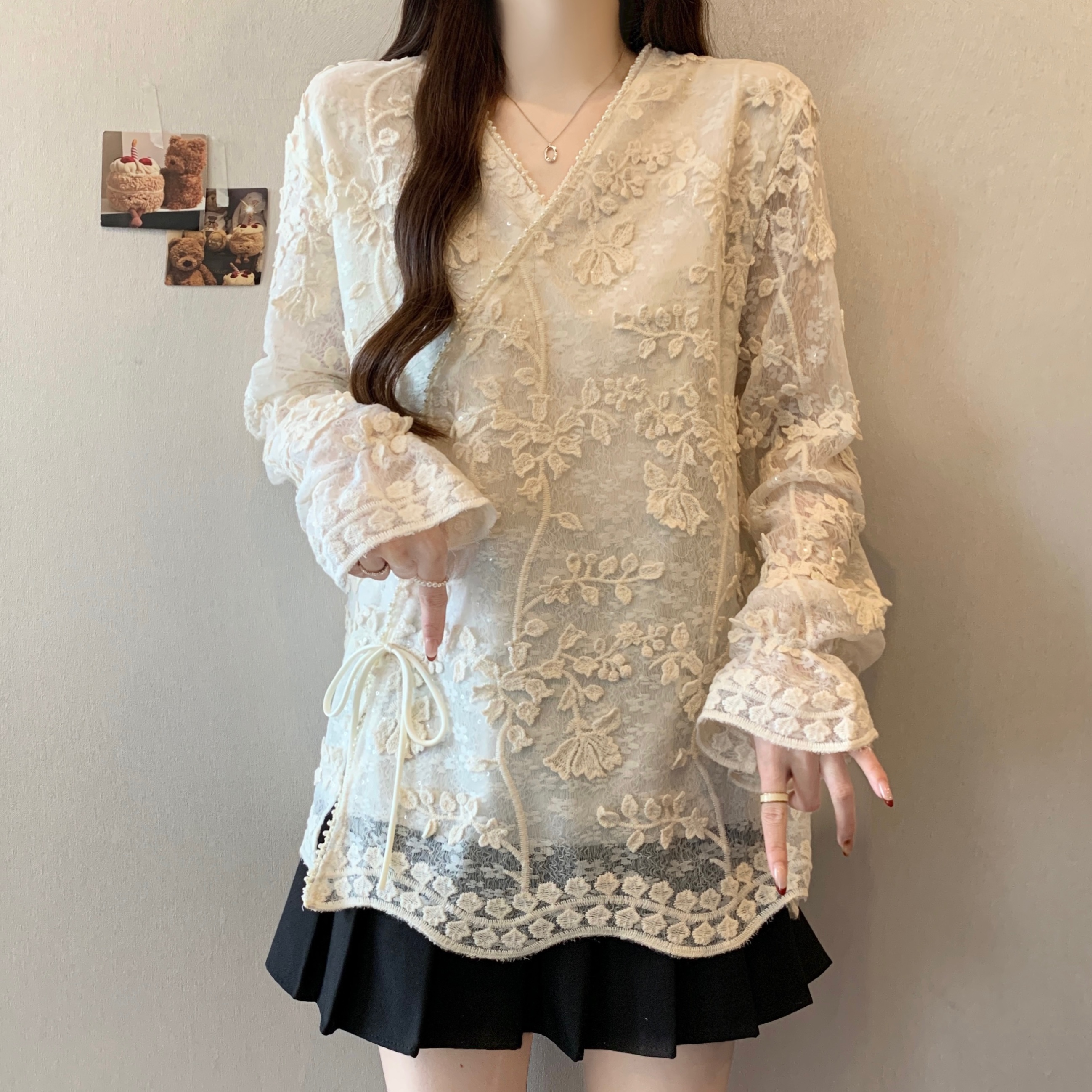 新中式国风重工钉珠蕾丝衫女早春新款大码胖妹妹长袖洋气刺绣衬衫