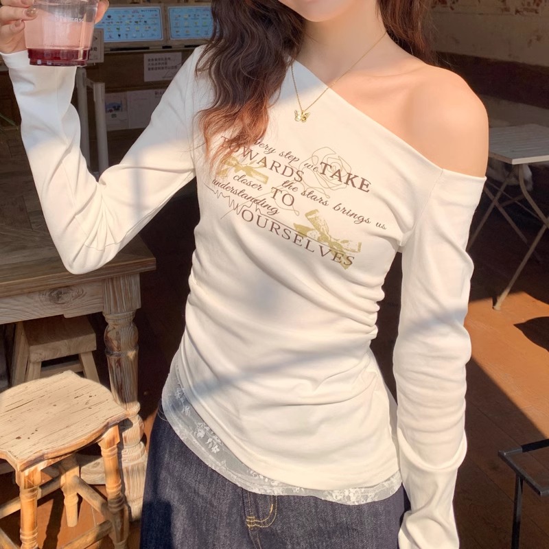 白色蕾丝修身斜肩长袖T恤女2025春秋季新款纯棉露肩收腰褶皱上衣