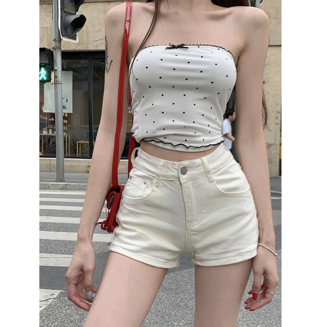 美式白色高腰牛仔短裤女夏季新款修身百搭显瘦包臀小个子热裤辣妹