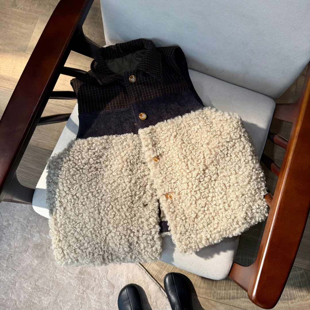 【大头韦韦】“小羊肖恩”冬季设计款夹棉棉衣马甲785197