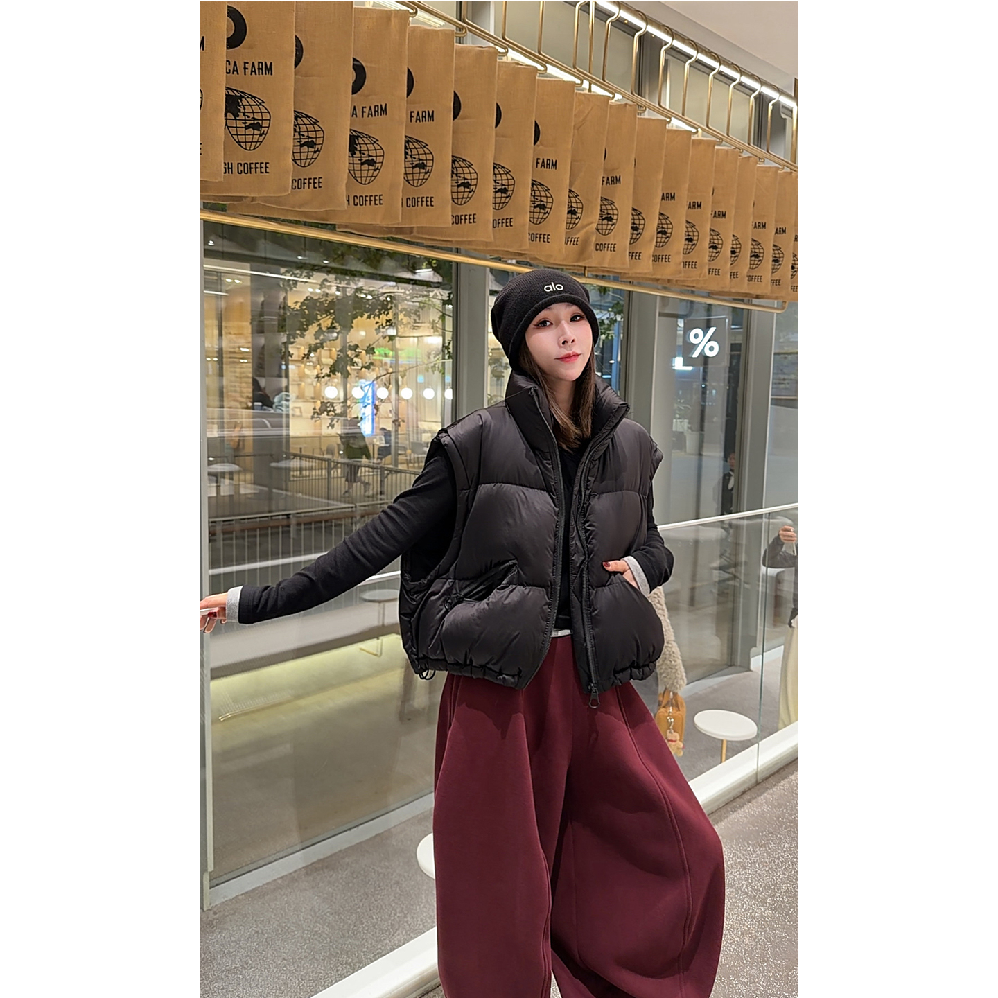 2025欧货新款立领羽绒马夹女宽松时髦叠穿无袖坎肩背心