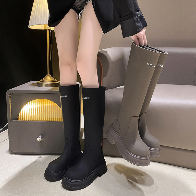 5.5cm高级感哑光字母高筒靴女2025新款巴黎显瘦百搭厚底长靴女