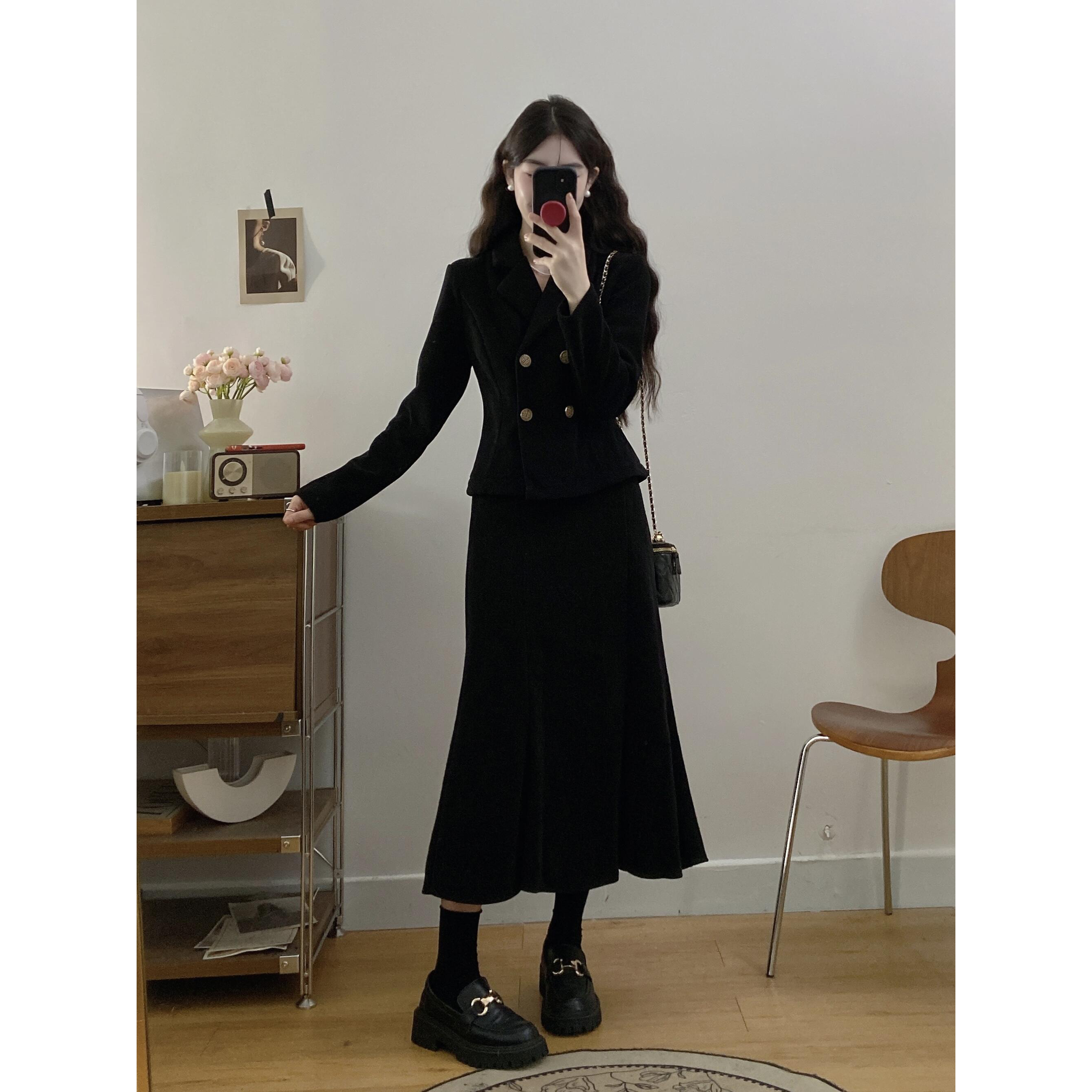 【加绒】冬季新款套装女灯芯绒收腰外套半身裙两件套大码黑色套装