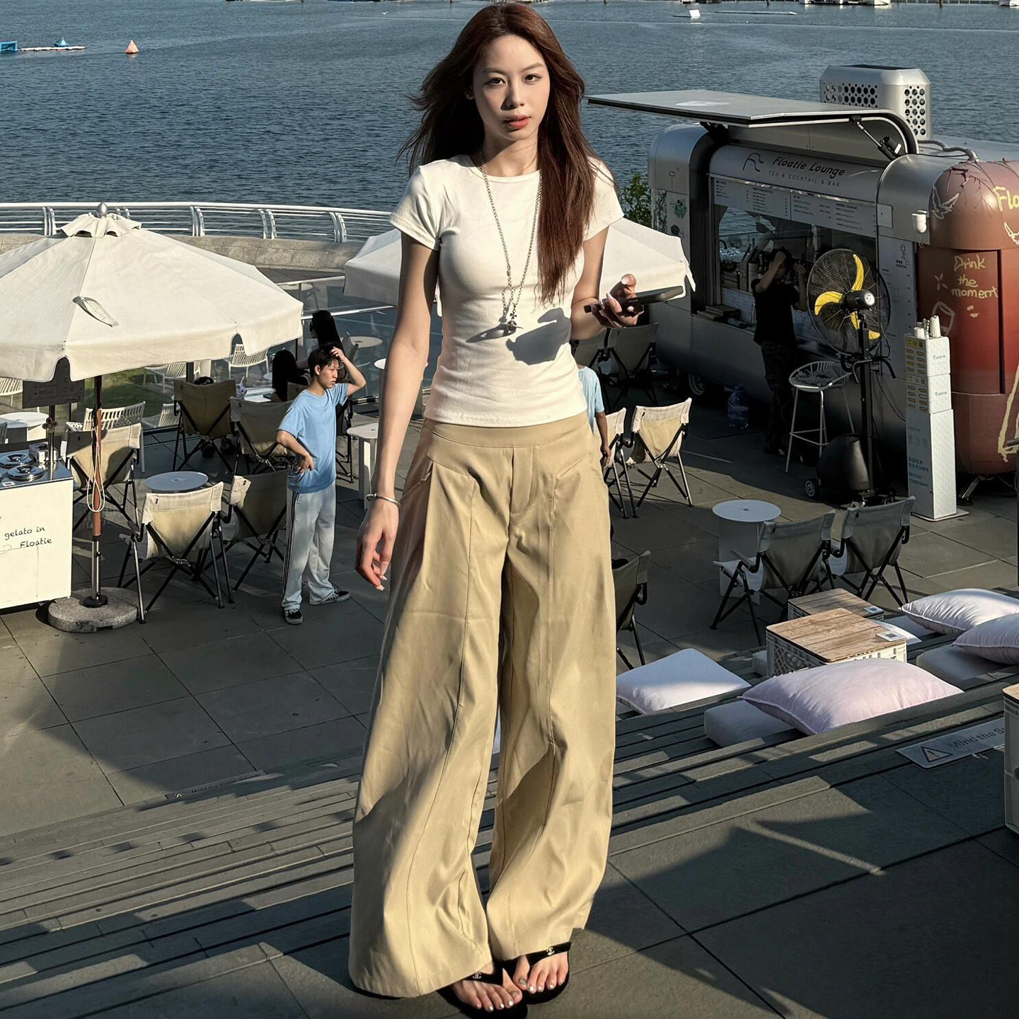 卡其色工装阔腿裤女夏季薄款高腰百搭垂坠感拖地裤宽松显瘦直筒裤