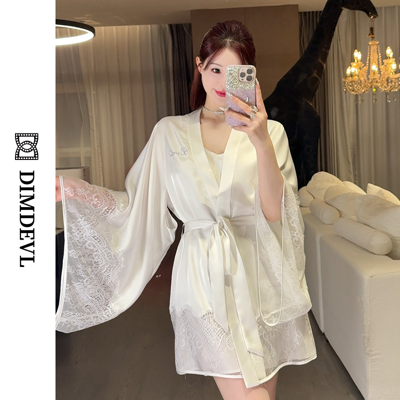 DIMDEVL/汀黛维纳斯女神水光缎面黑白蕾丝拼接春夏家居睡袍晨袍女