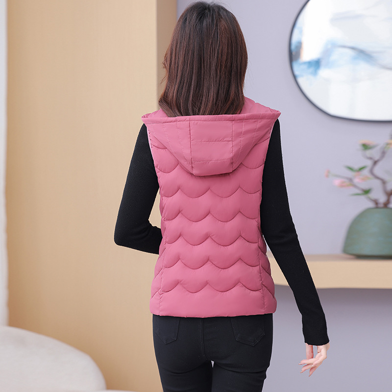 秋冬季棉袄女新款时尚妈妈装短款连帽加厚坎肩大码中老年马夹外穿