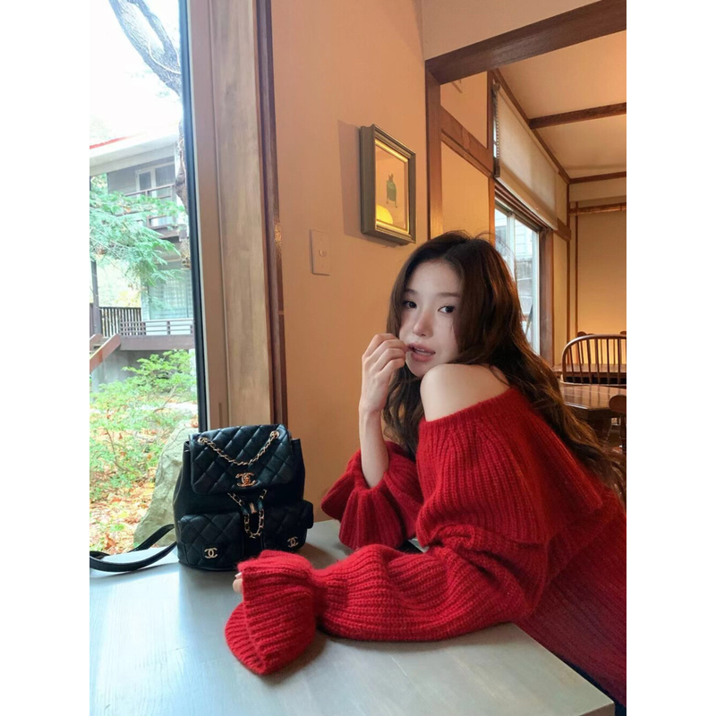 2025冬季新款复古慵懒风针织宽松一字肩荷叶领气质保暖毛衣女